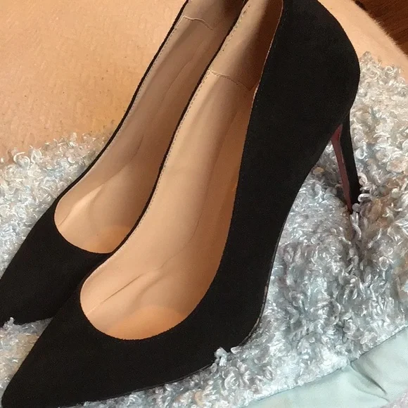 Cristian Louboutin - Picture 4 of 13